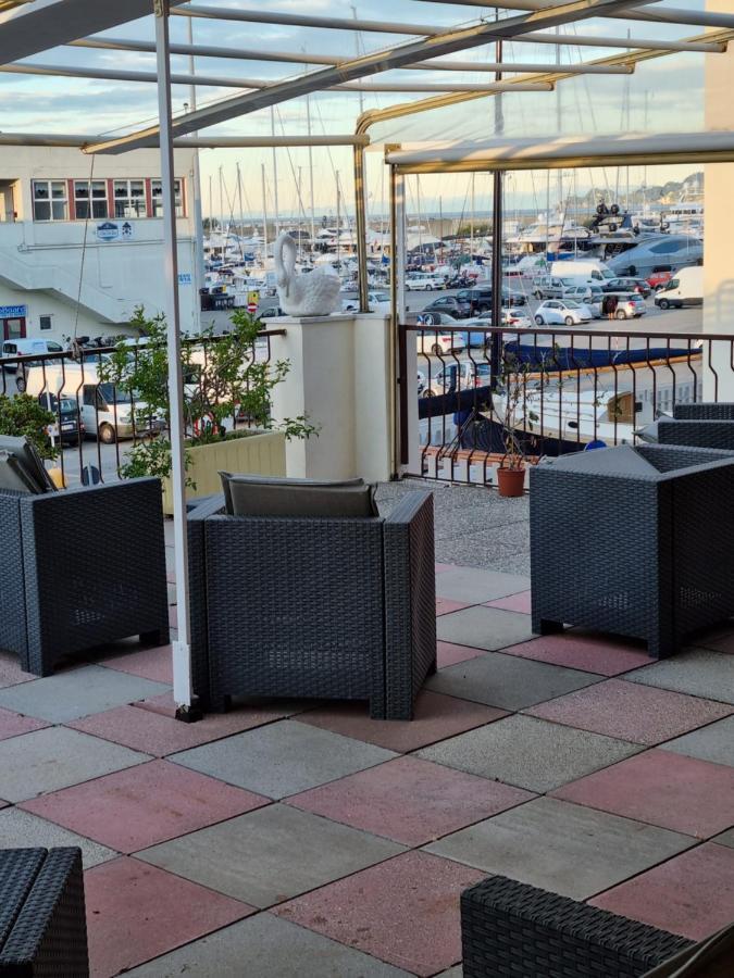 Albergo Stella Di Mare Lavagna Kültér fotó