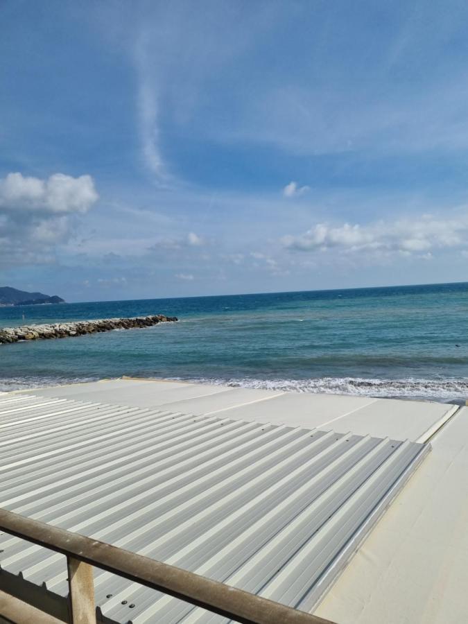 Albergo Stella Di Mare Lavagna Kültér fotó
