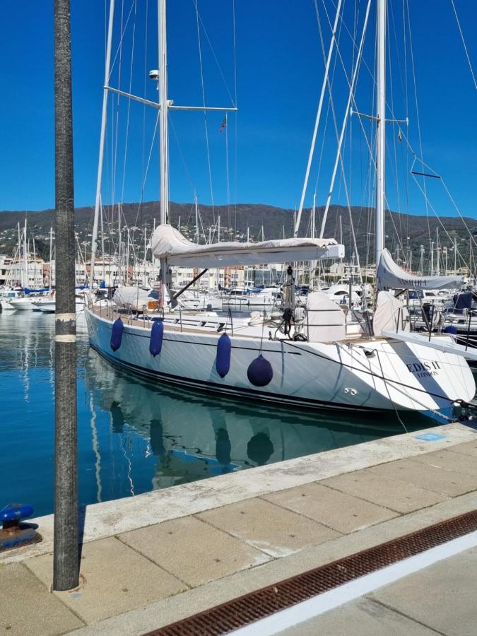 Albergo Stella Di Mare Lavagna Kültér fotó
