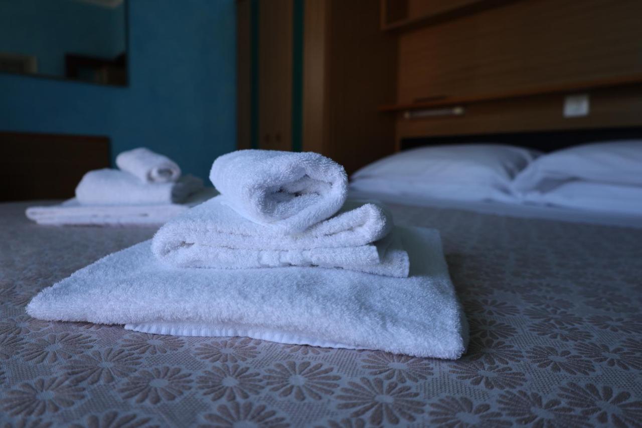 Albergo Stella Di Mare Lavagna Kültér fotó