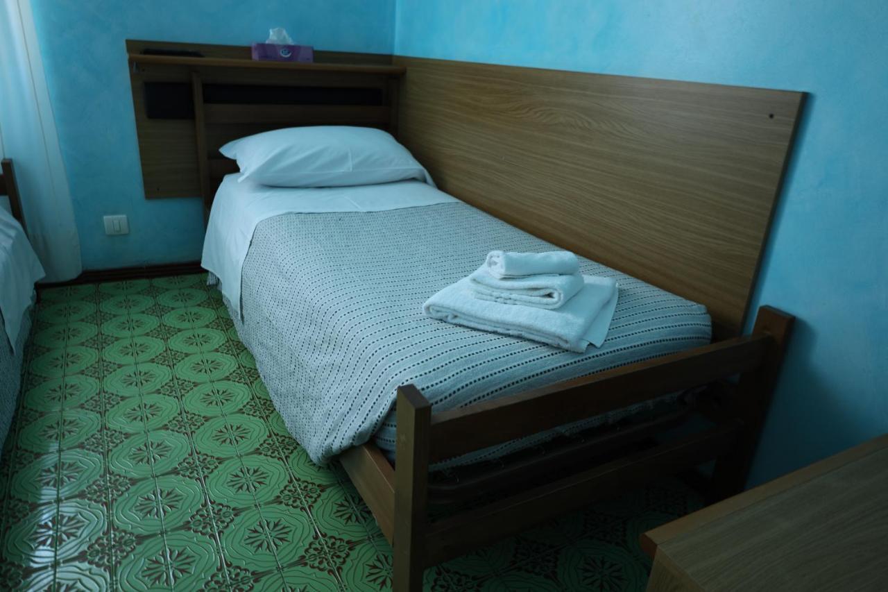 Albergo Stella Di Mare Lavagna Kültér fotó