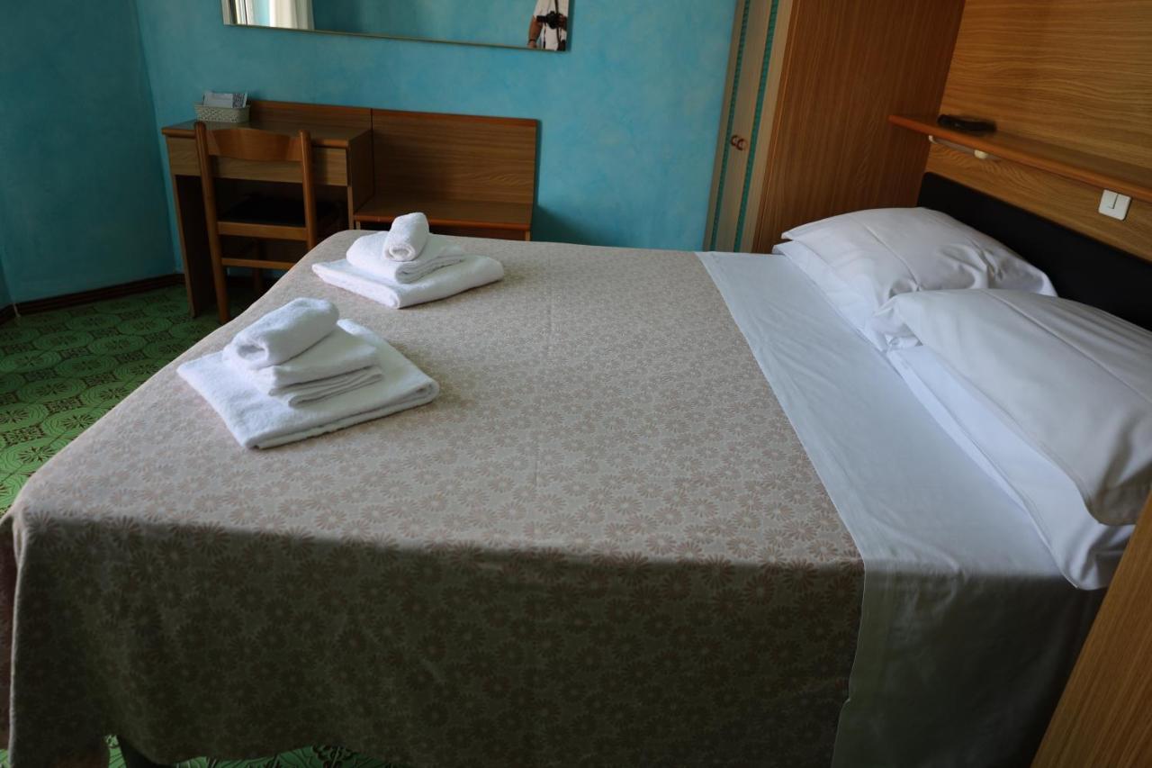 Albergo Stella Di Mare Lavagna Kültér fotó